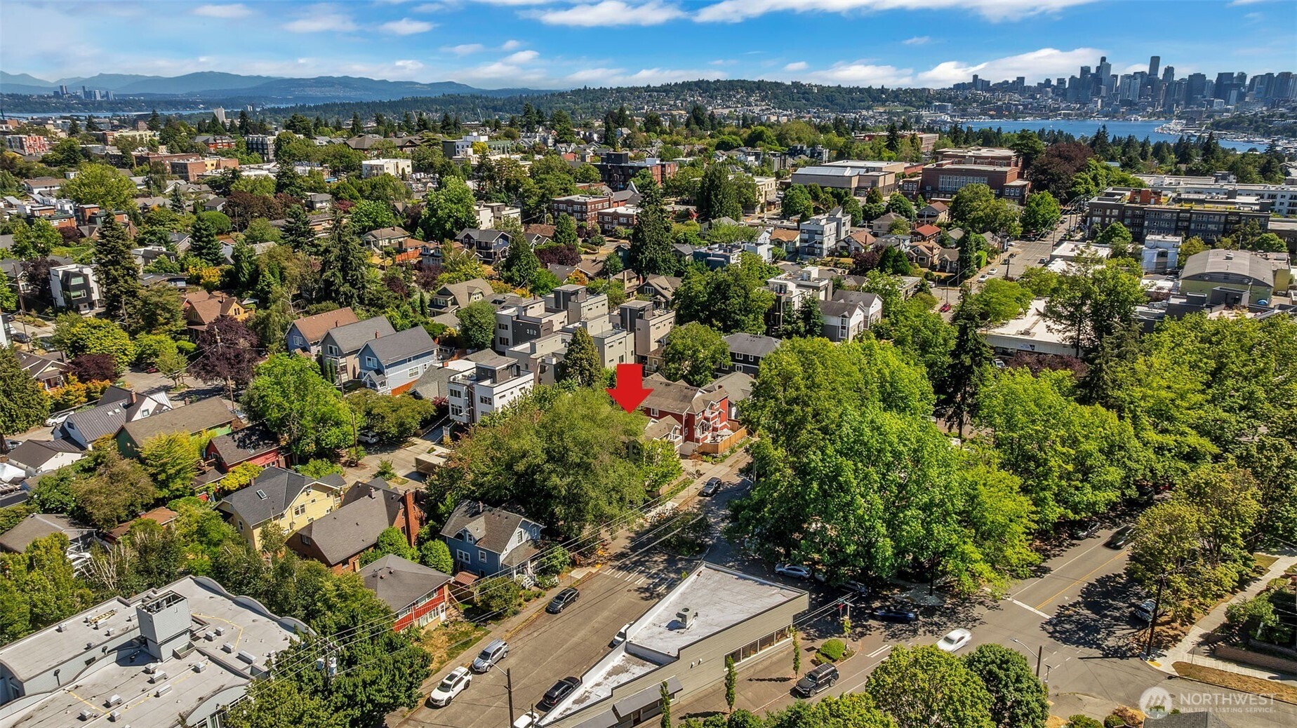 4720 Interlake Avenue North Seattle, WA 98103 - Photo 39 of 40