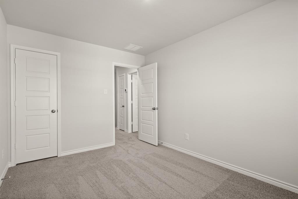 1511 Romans Road Ennis, TX 75119 - Photo 17 of 22 a view of an empty room