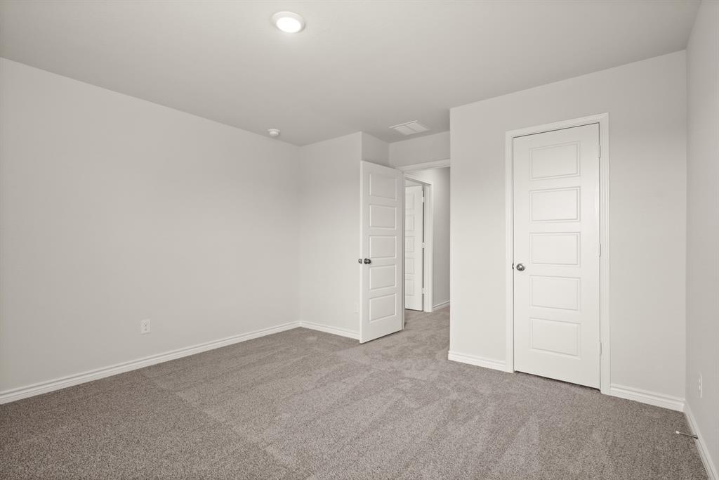 1511 Romans Road Ennis, TX 75119 - Photo 19 of 22 a view of an empty room