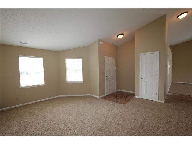 2849 Rothe Lane Indianapolis, IN 46229 - Photo 6 of 9 Gallery Image 6