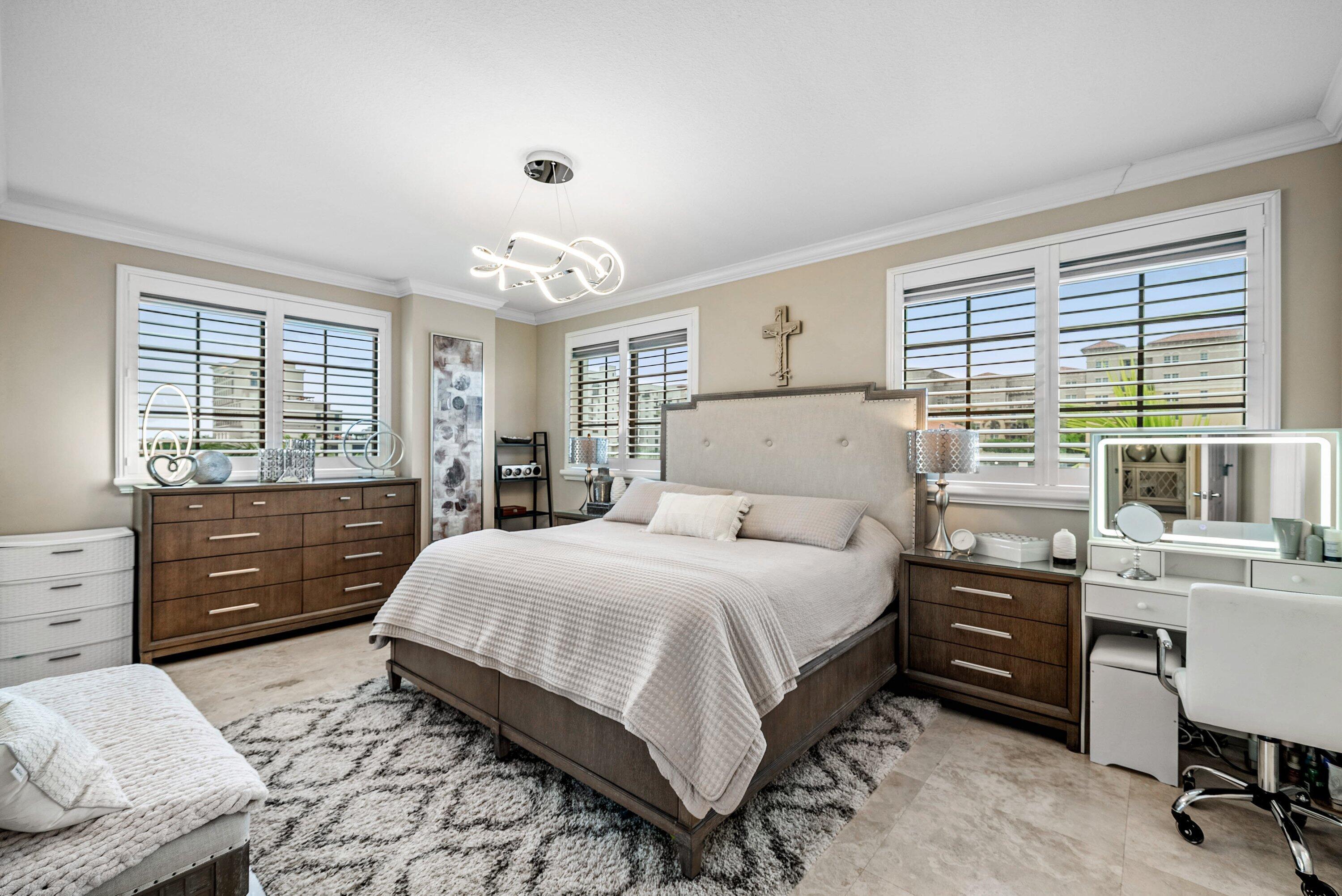 233 South Federal Highway, Unit 509 Boca Raton, FL 33432 - Photo 20 of 49 a bedroom with a bed and a desk