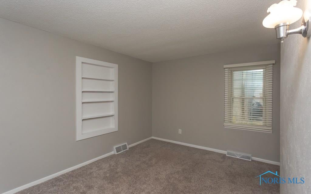 9740 Monclova Road Monclova, OH 43542 - Photo 25 of 38 Gallery Image 25