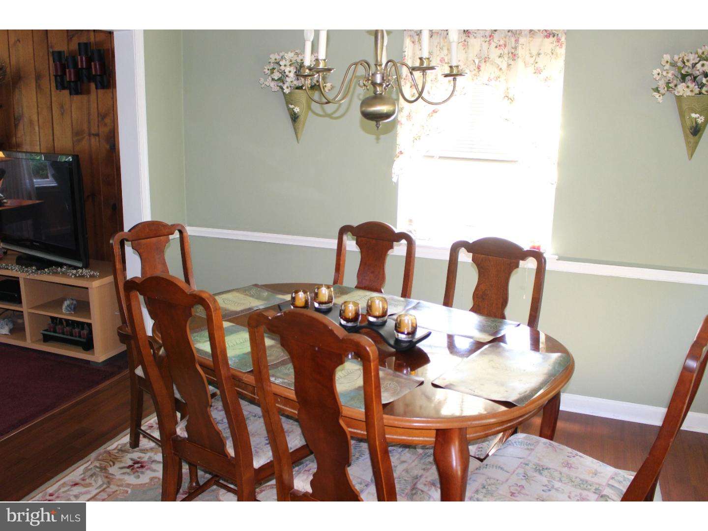 148 Ashley Road Newtown Square, PA 19073 - Photo 5 of 15 Dining Room