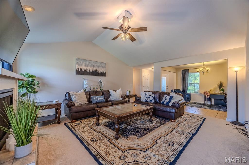 19958 Ladera Road Waynesville, MO 65583 - Photo 10 of 60