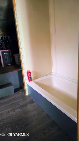 a view of an entryway