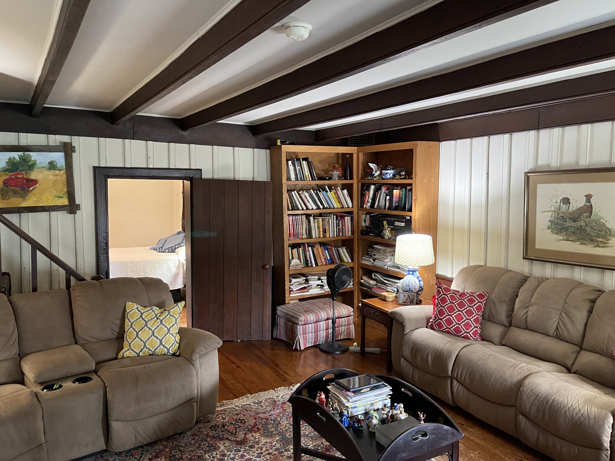 2058 Bodenham Road Pulaski, TN 38478 - Photo 26 of 38 a living room with furniture and a window