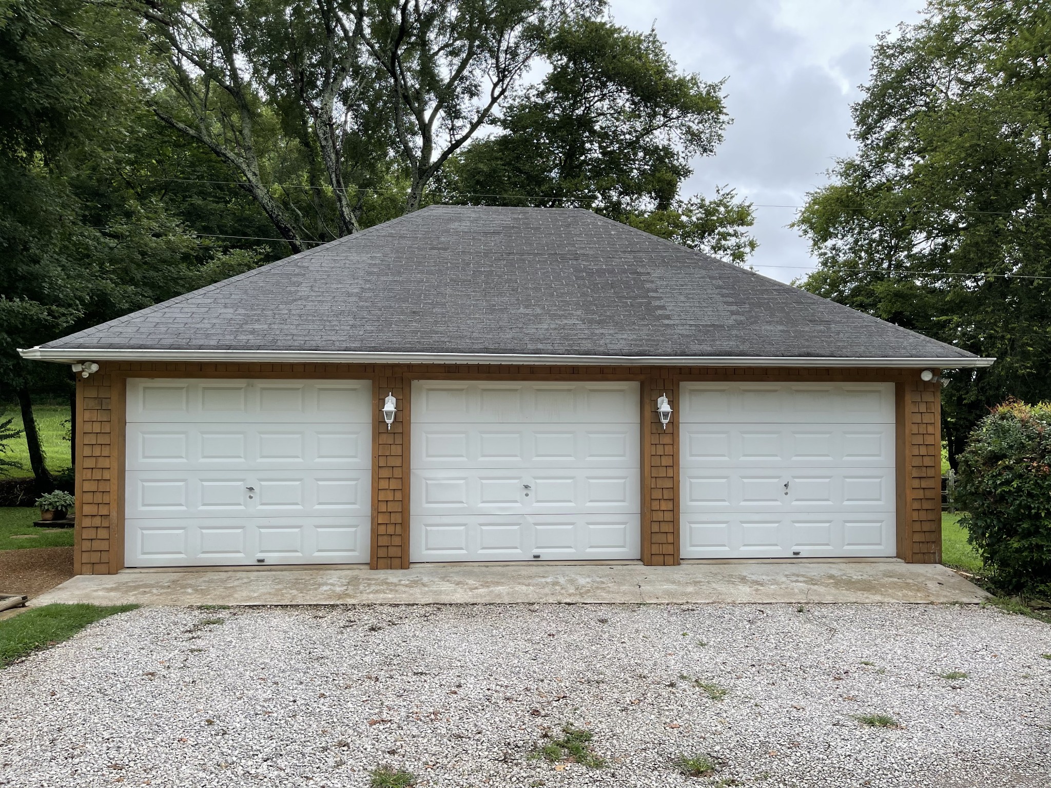 2058 Bodenham Road Pulaski, TN 38478 - Photo 38 of 38 a front view of house