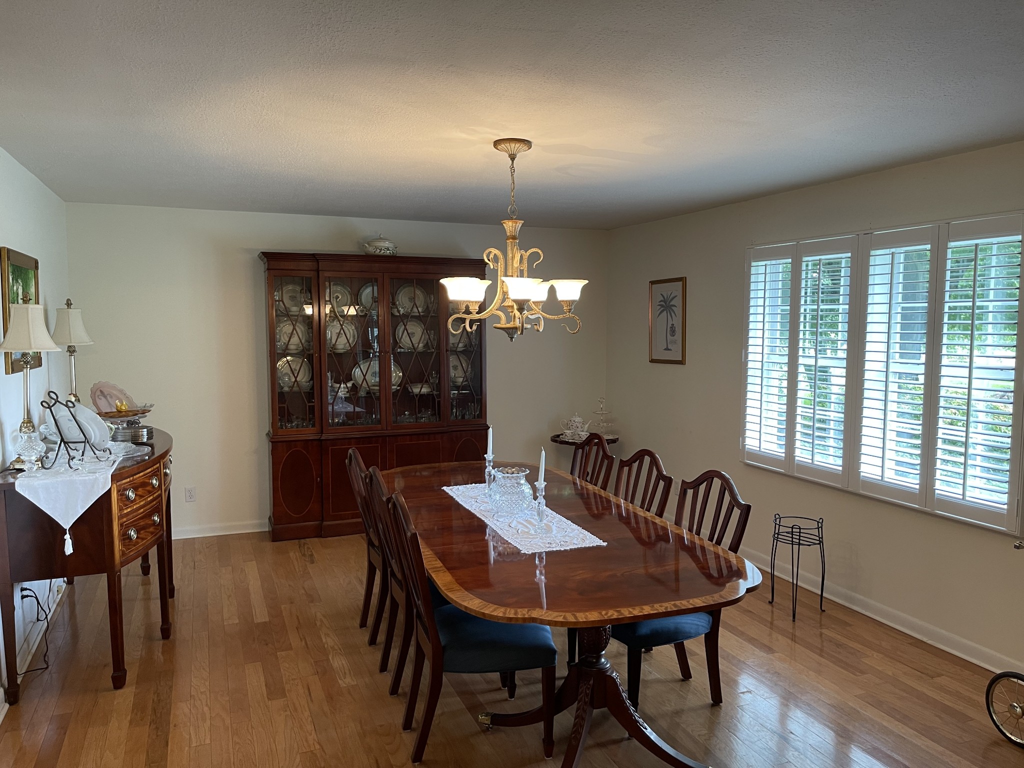 2058 Bodenham Road Pulaski, TN 38478 - Photo 10 of 38 a view of a dining room with furniture window and wooden floor