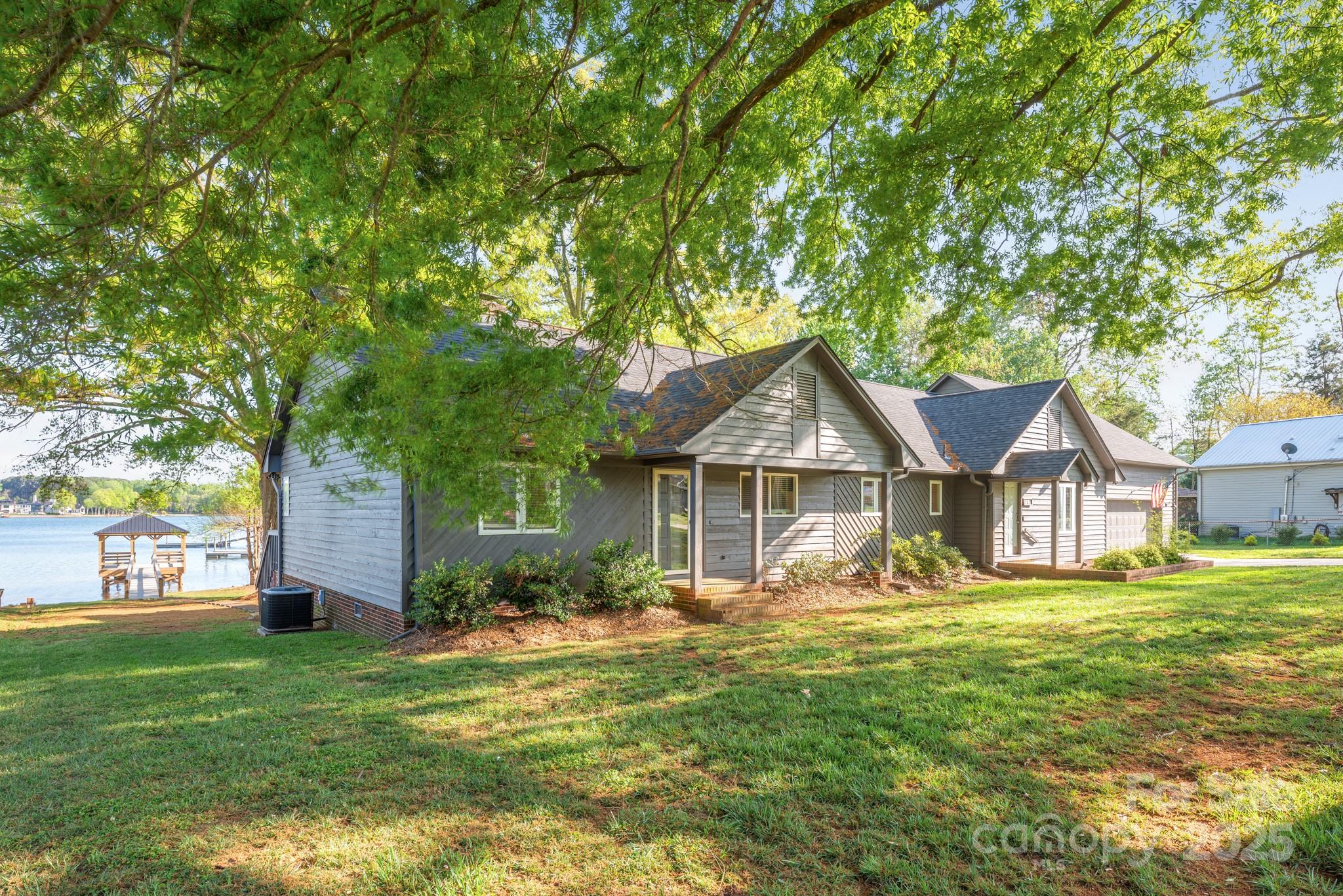 235 Commodore Loop Mooresville, NC 28117 - Photo 3 of 42