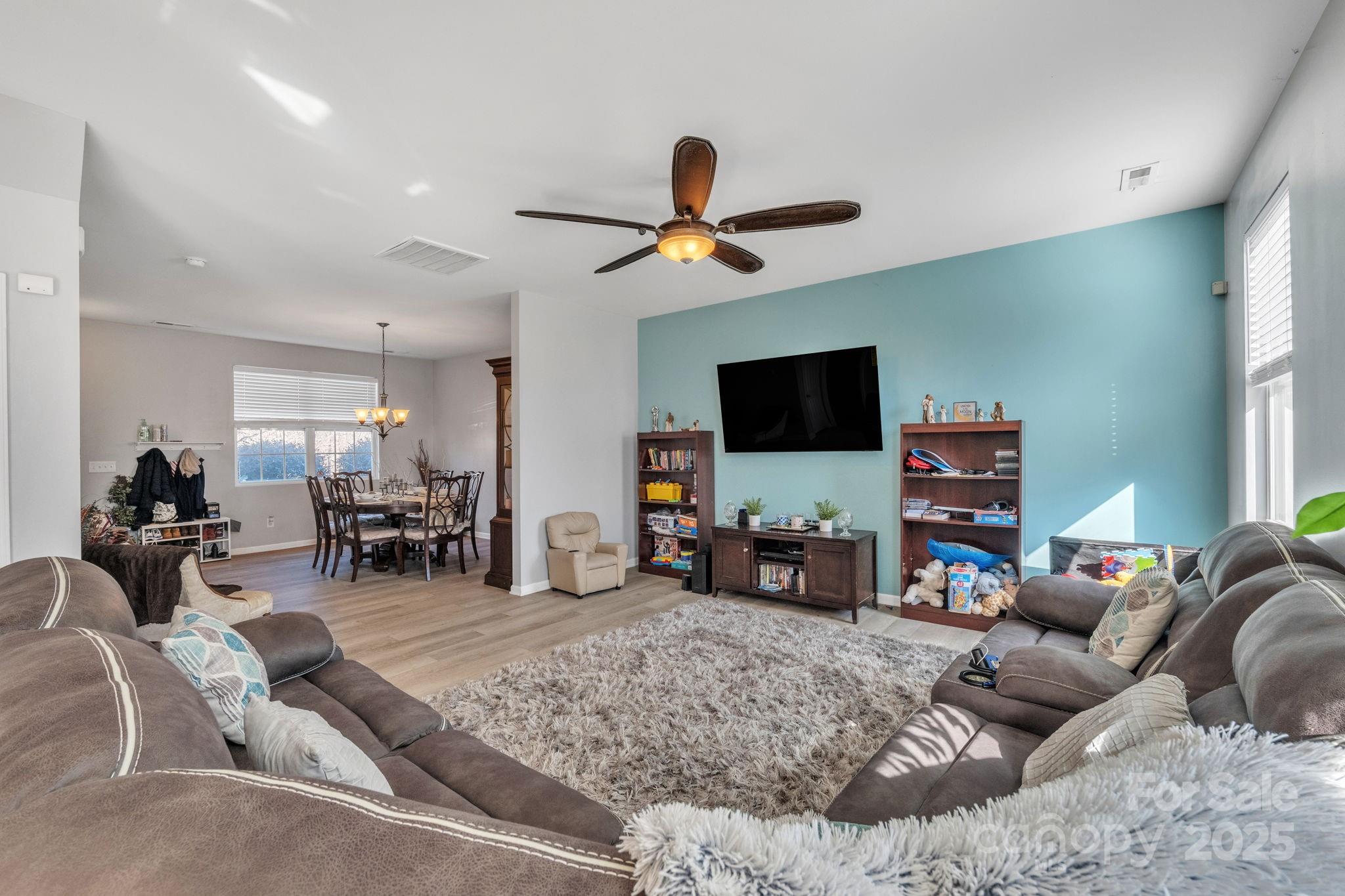 11906 Bending Branch Road Charlotte, NC 28227 - Photo 3 of 36 Gallery Image 3