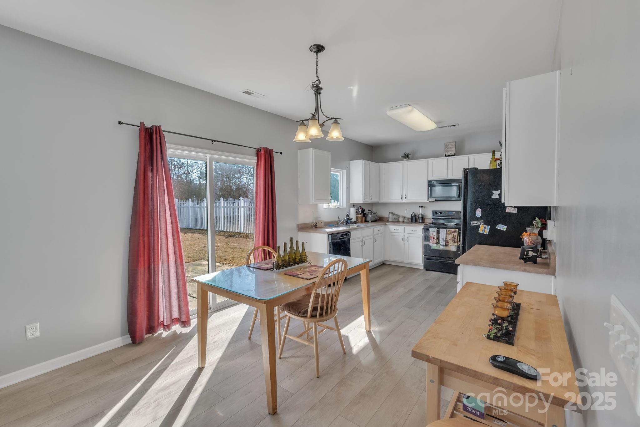11906 Bending Branch Road Charlotte, NC 28227 - Photo 10 of 36 Gallery Image 10