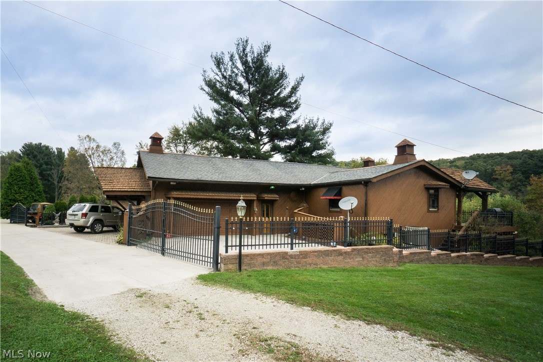 1436 Magnolia Road Southwest Dellroy, OH 44620 - Photo 29 of 35