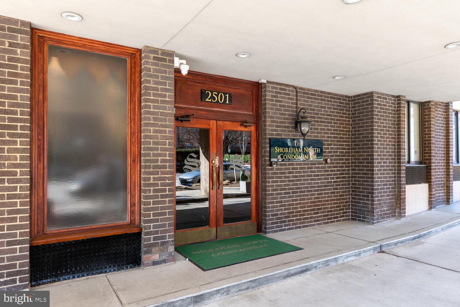 2501 Calvert Street Northwest, Unit 911 Washington, DC 20008 - Photo 16 of 23