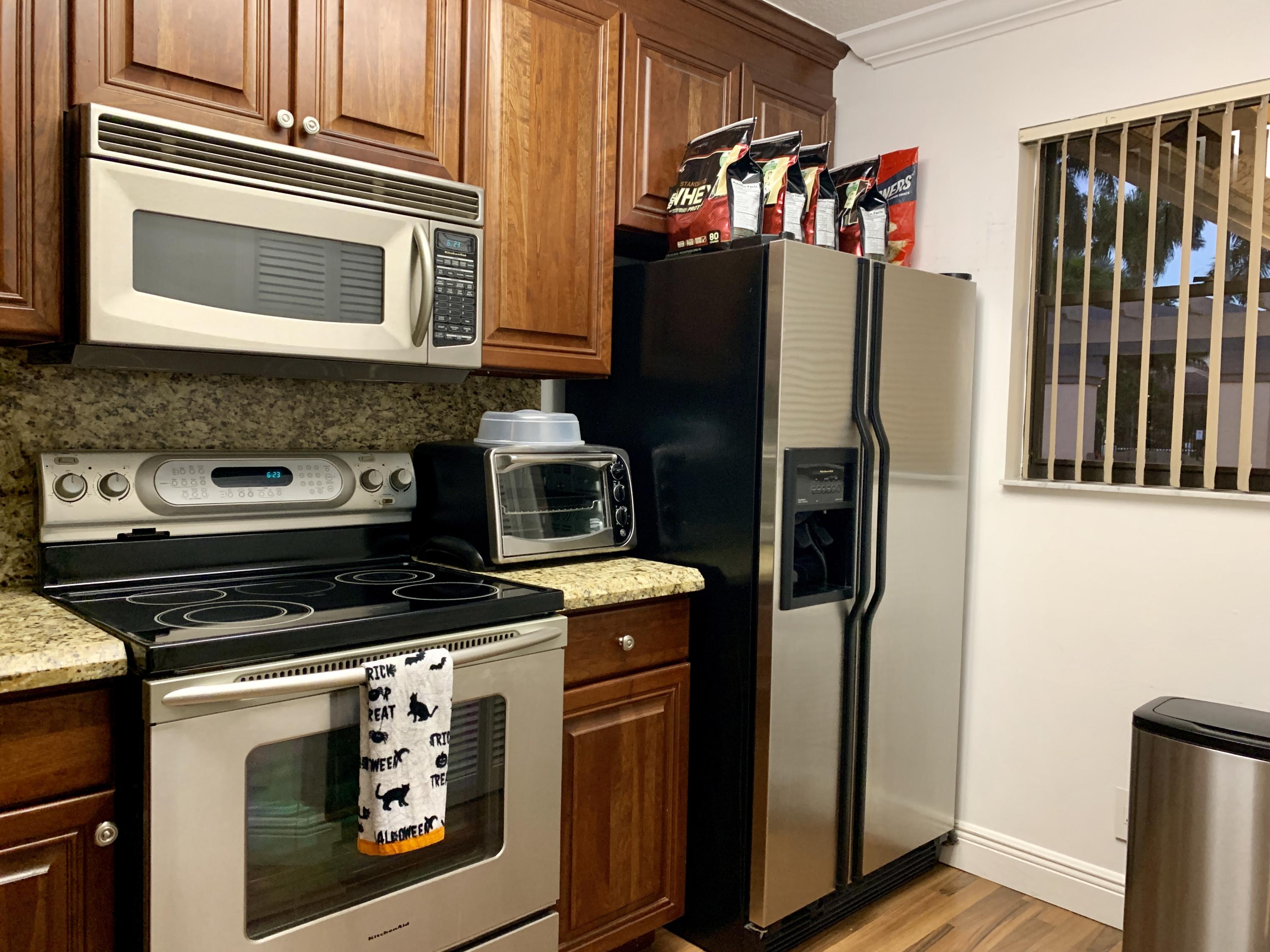 5546 Croydon Court Boca Raton, FL 33486 - Photo 11 of 73 Kitchen 2