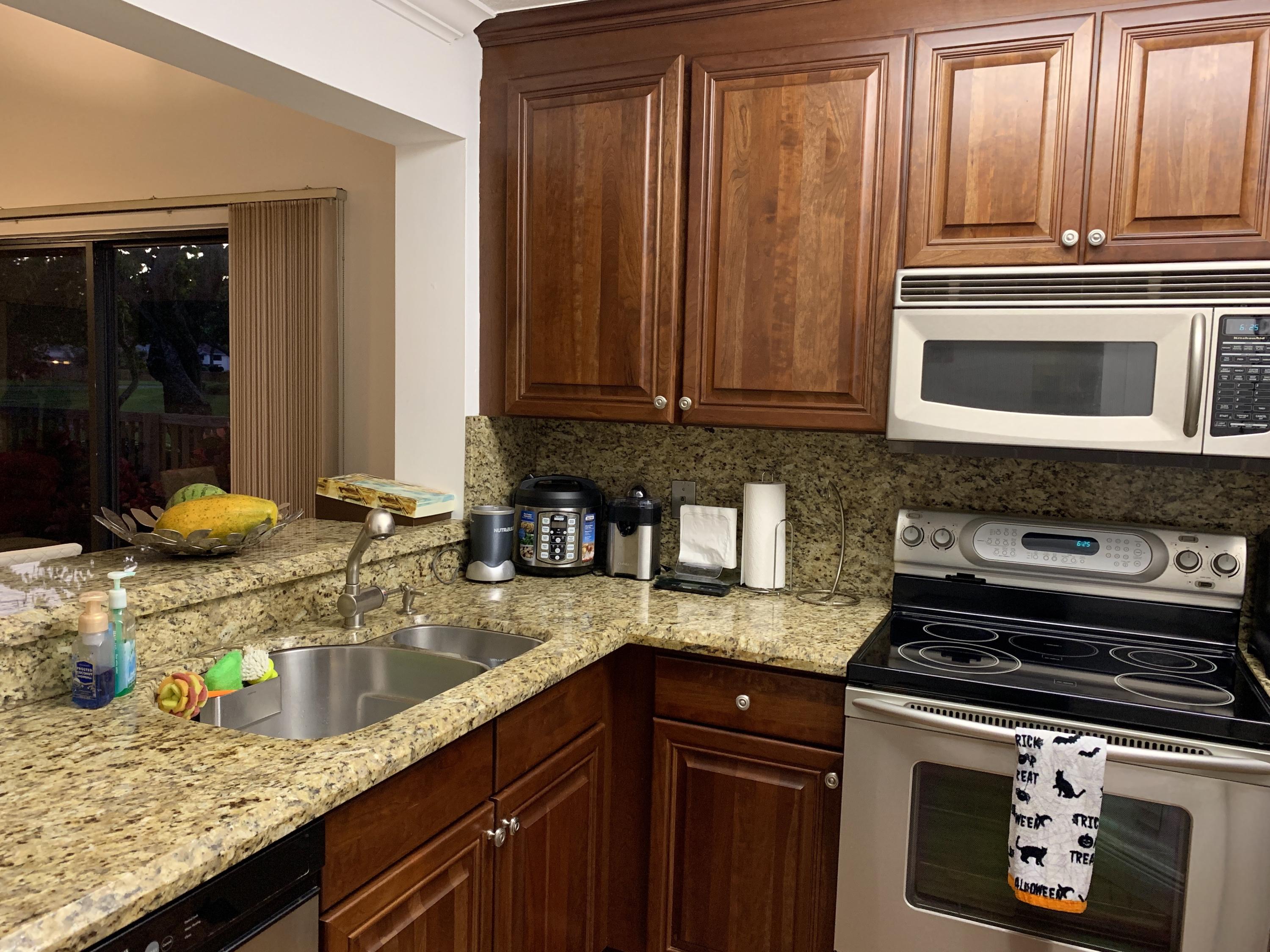 5546 Croydon Court Boca Raton, FL 33486 - Photo 19 of 73 Open Kitchen