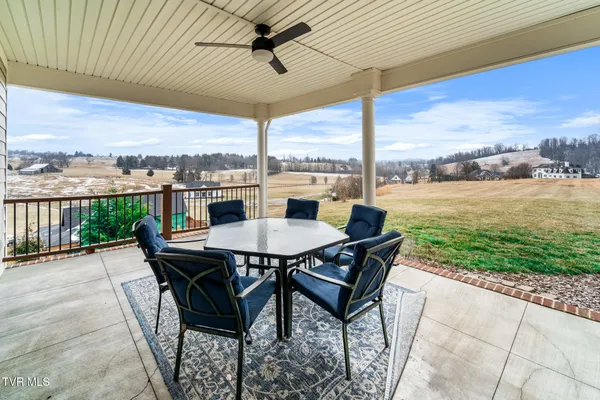 $669,000 | 15590 Piper Spg Avenue, Abingdon, VA 24210