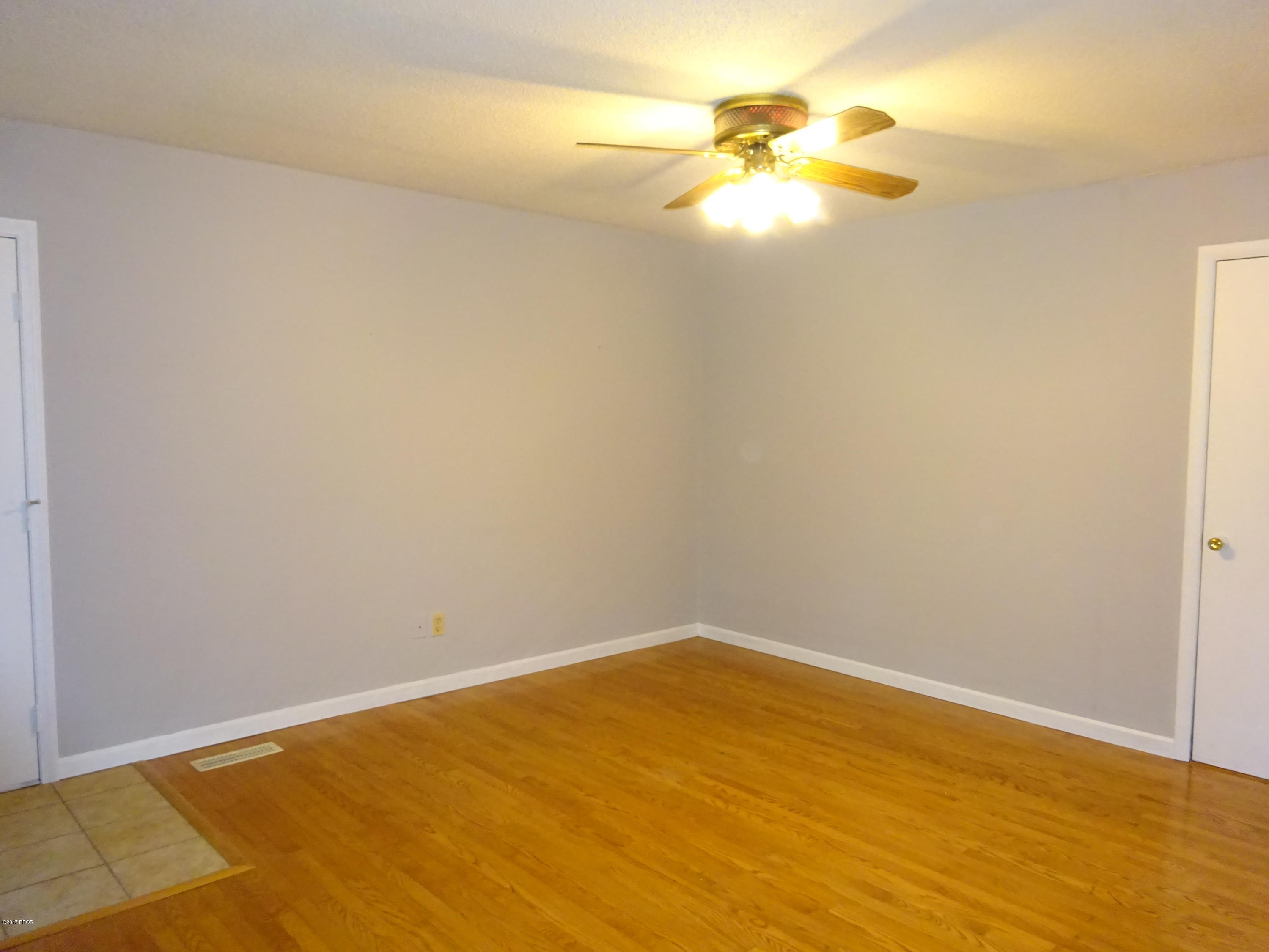120 Pearson Road Harrisburg, IL 62946 - Photo 14 of 36 Gallery Image 14
