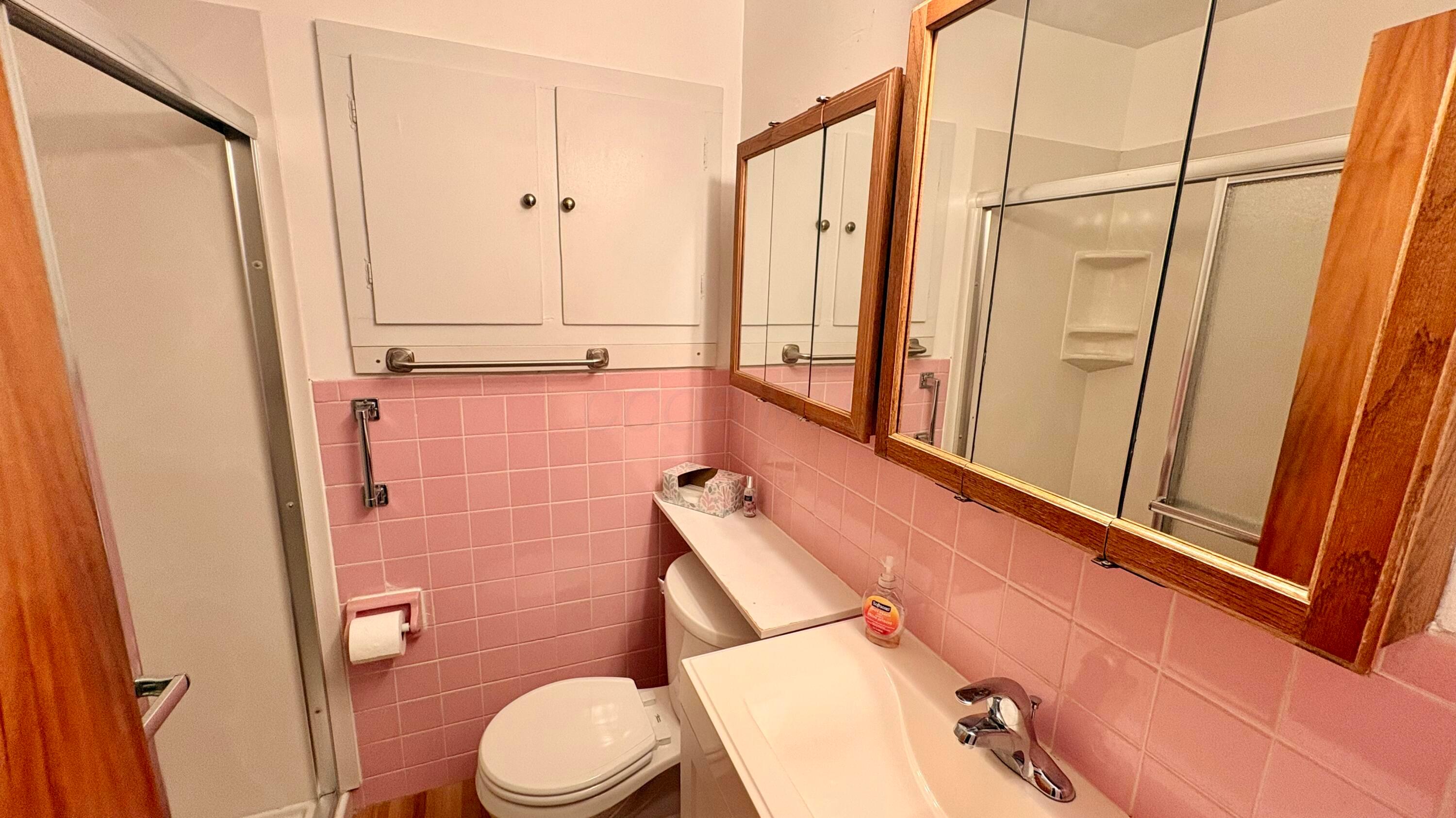 3321 Eakin Road Columbus, OH 43204 - Photo 9 of 21