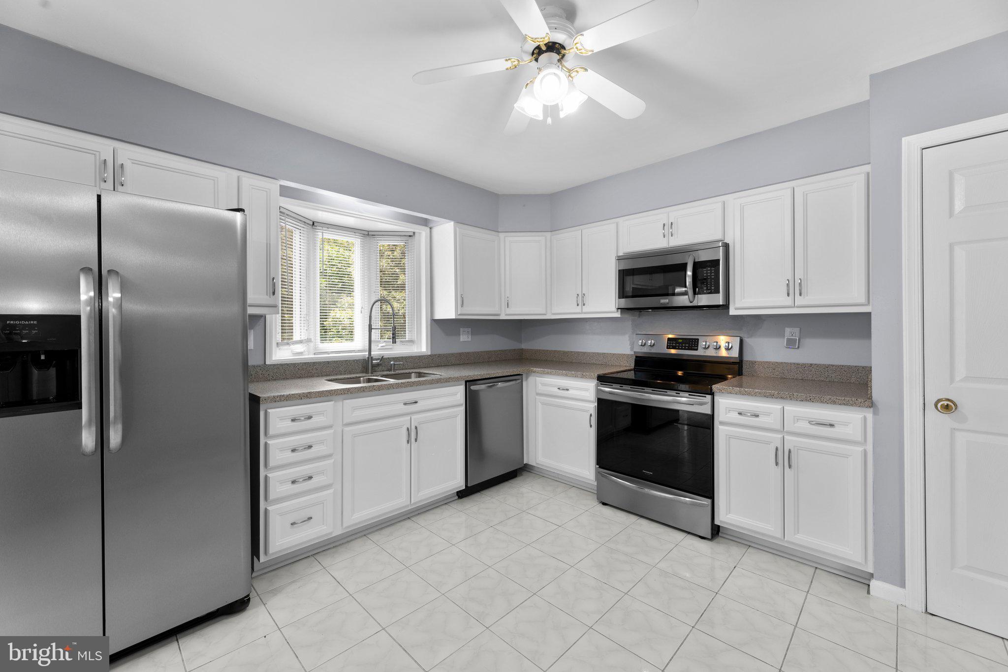 9905 Turret Lane Clinton, MD 20735 - Photo 9 of 53