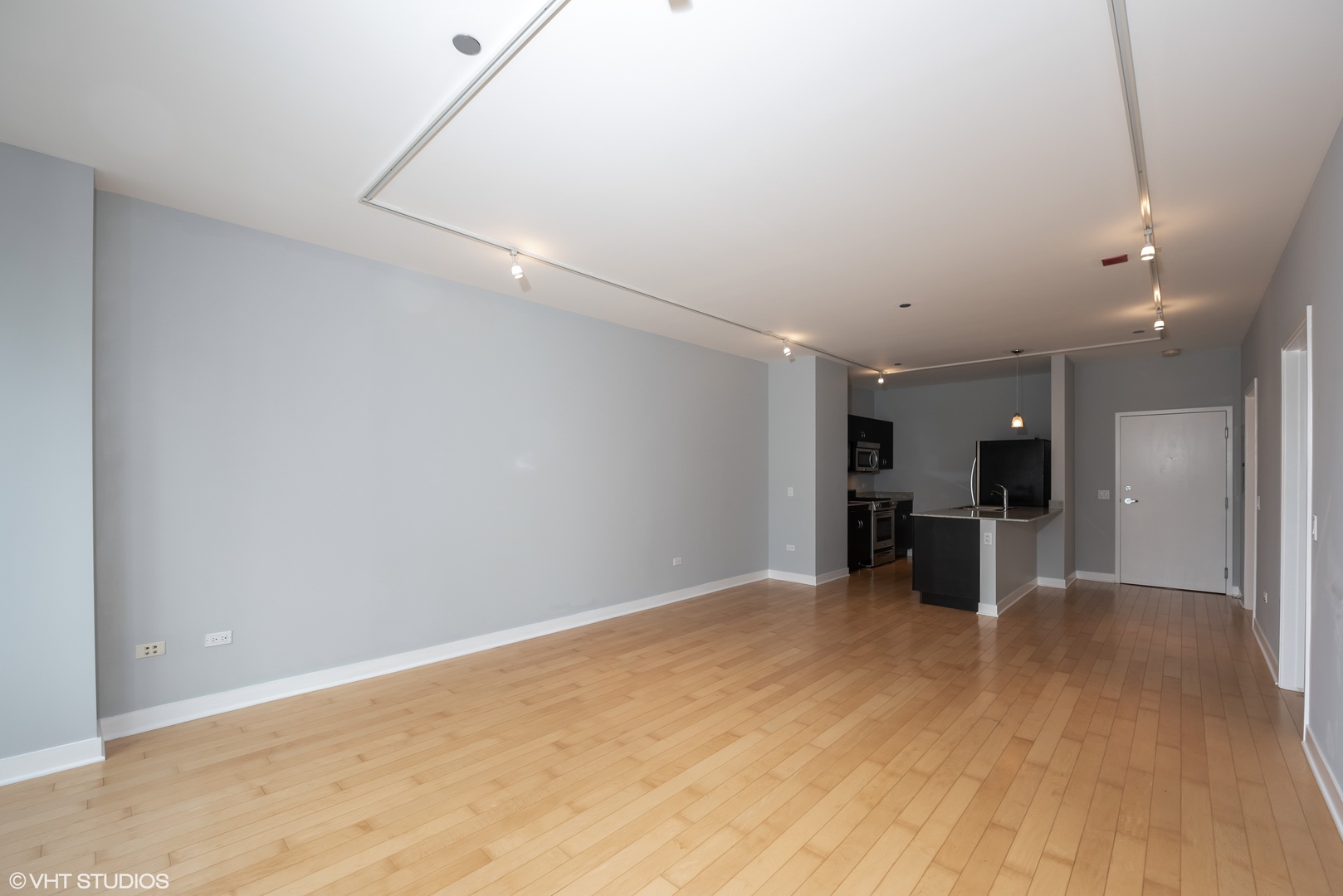 8 East Randolph Street, Unit 1607 Chicago, IL 60601 - Photo 7 of 12