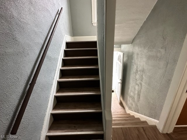 3415 Altamont Road Cleveland, OH 44118 - Photo 9 of 31