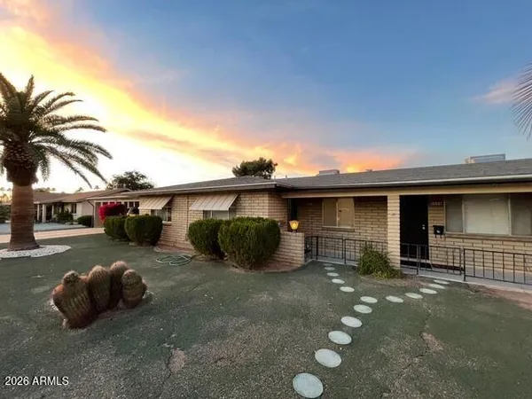 $1,495 | 6030 East Akron Street, Mesa, AZ 85205