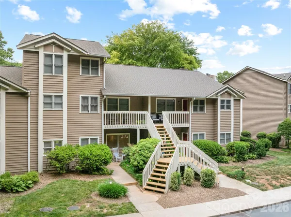 $315,000 | 20 Timberlake Drive, Asheville, NC 28803