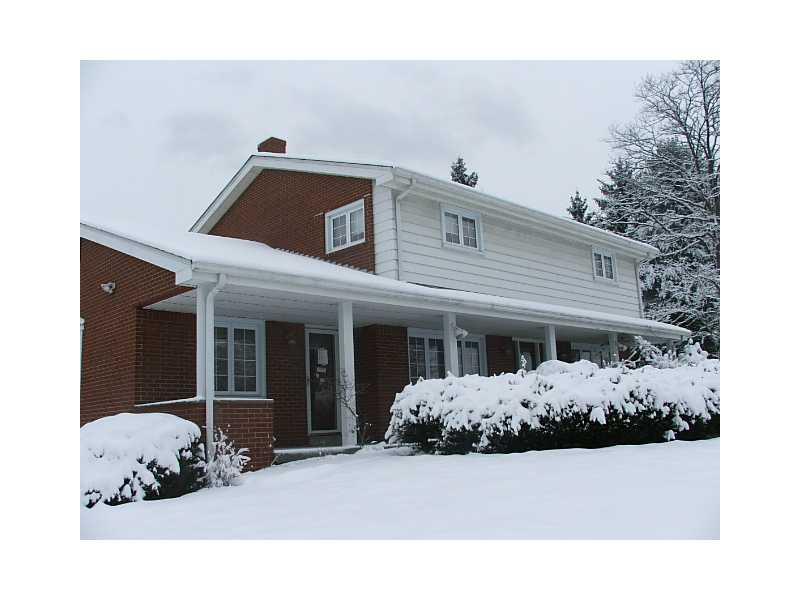 458 Simpson Howell Road Elizabeth, PA 15037 - Photo 1 of 21 Exterior Front.