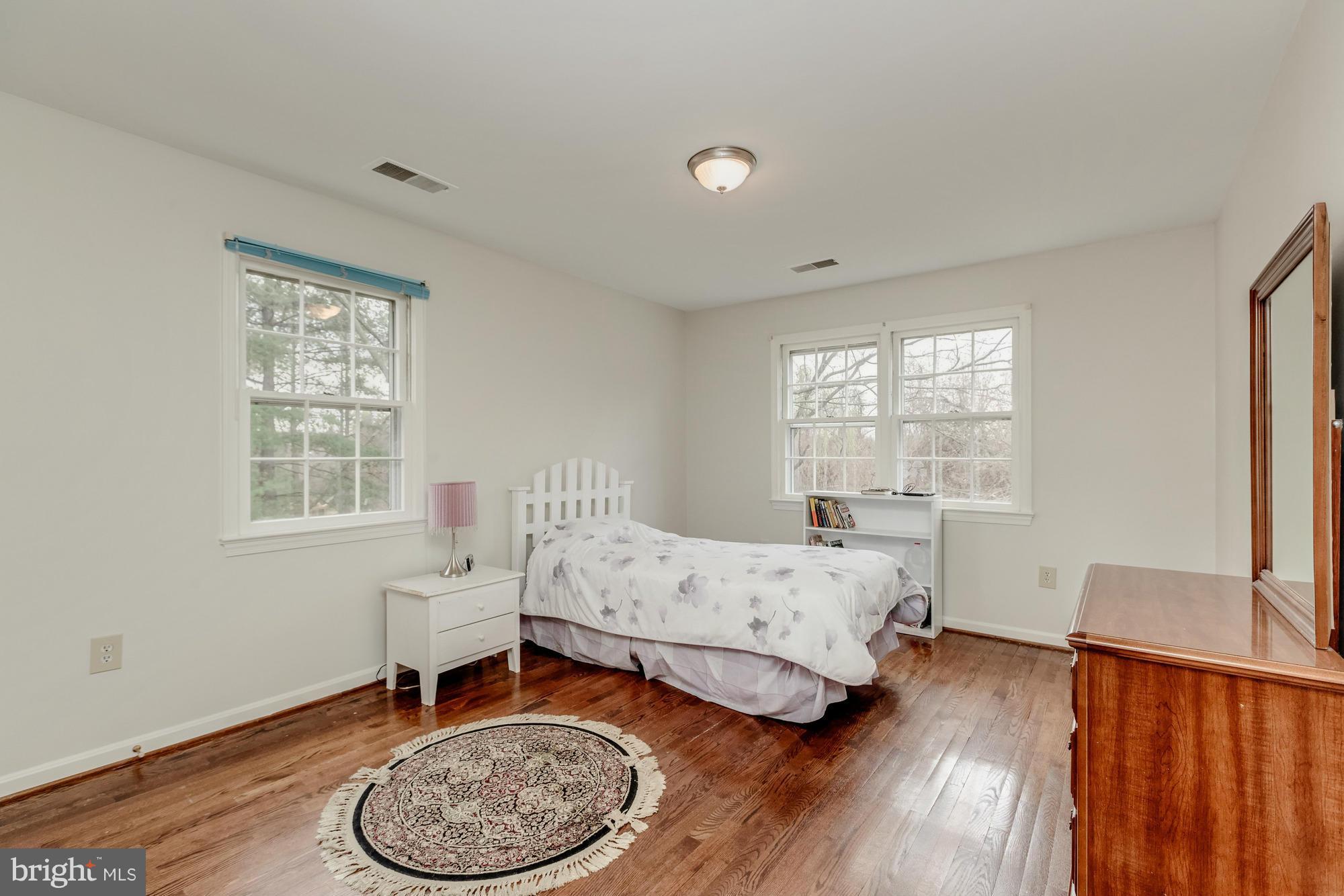 1200 Winter Hunt Road McLean, VA 22102 - Photo 17 of 25 Bedroom