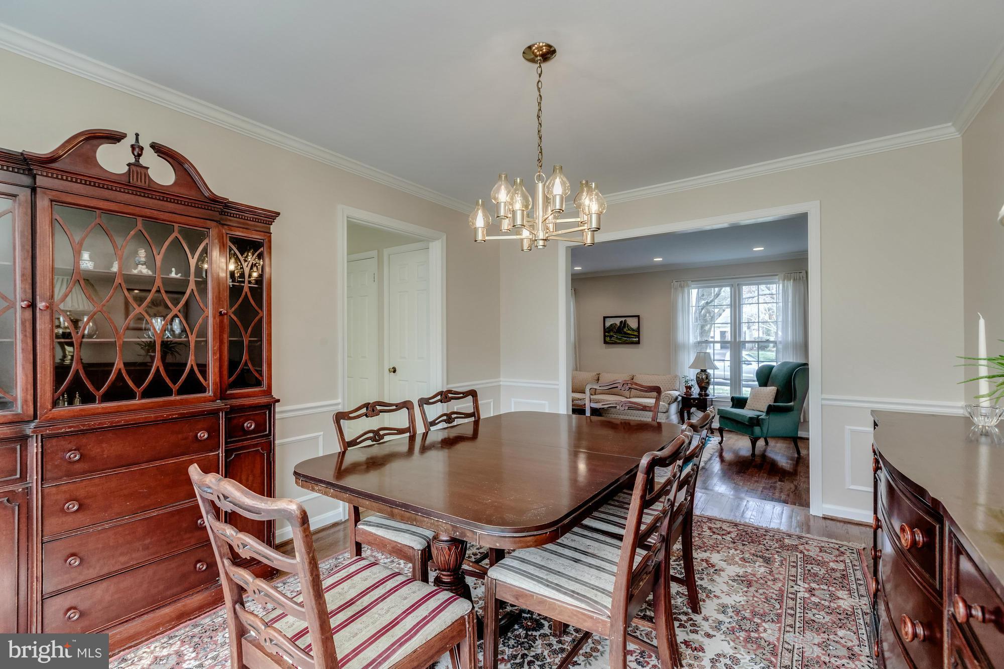 1200 Winter Hunt Road McLean, VA 22102 - Photo 5 of 25 Dining Room