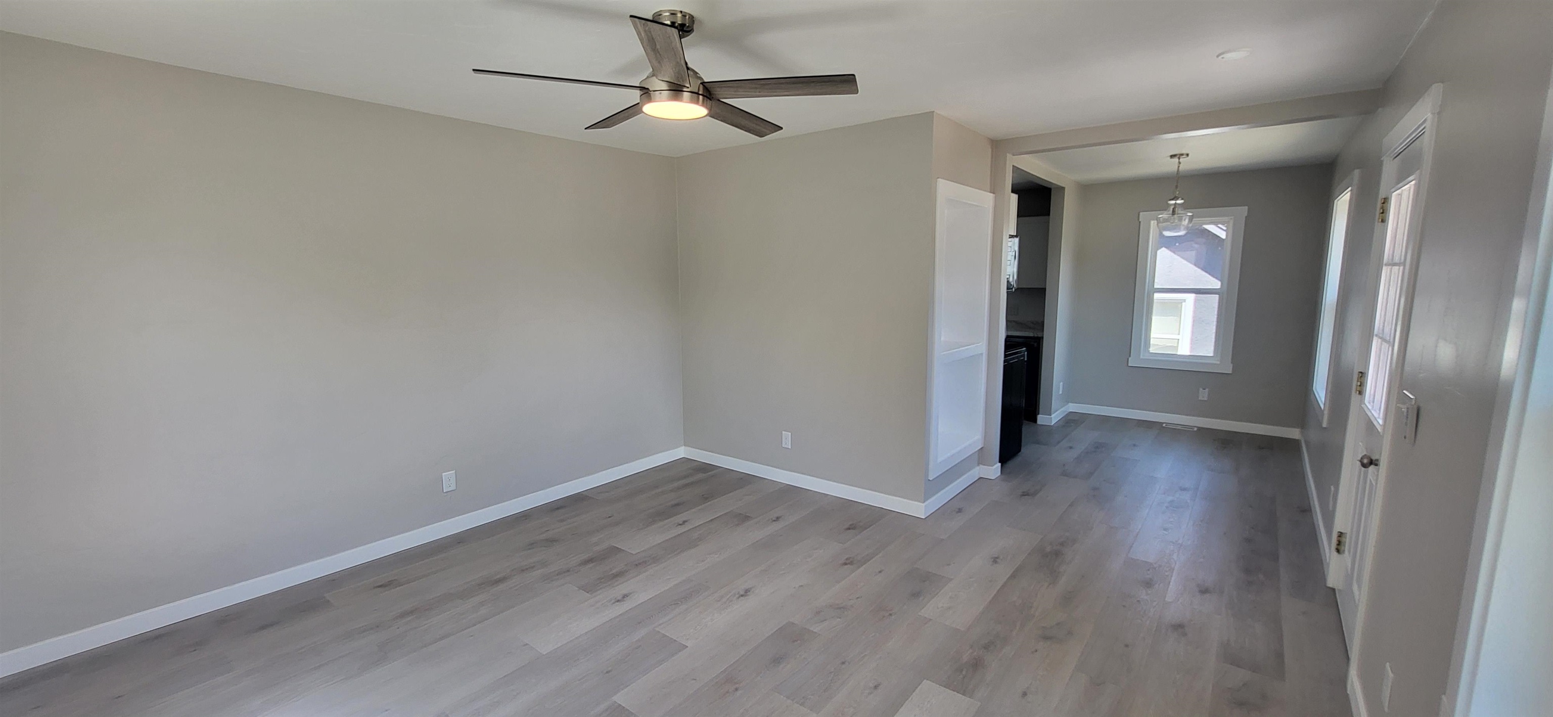 307 East Walnut Street Rawlins, WY 82301 - Photo 3 of 21
