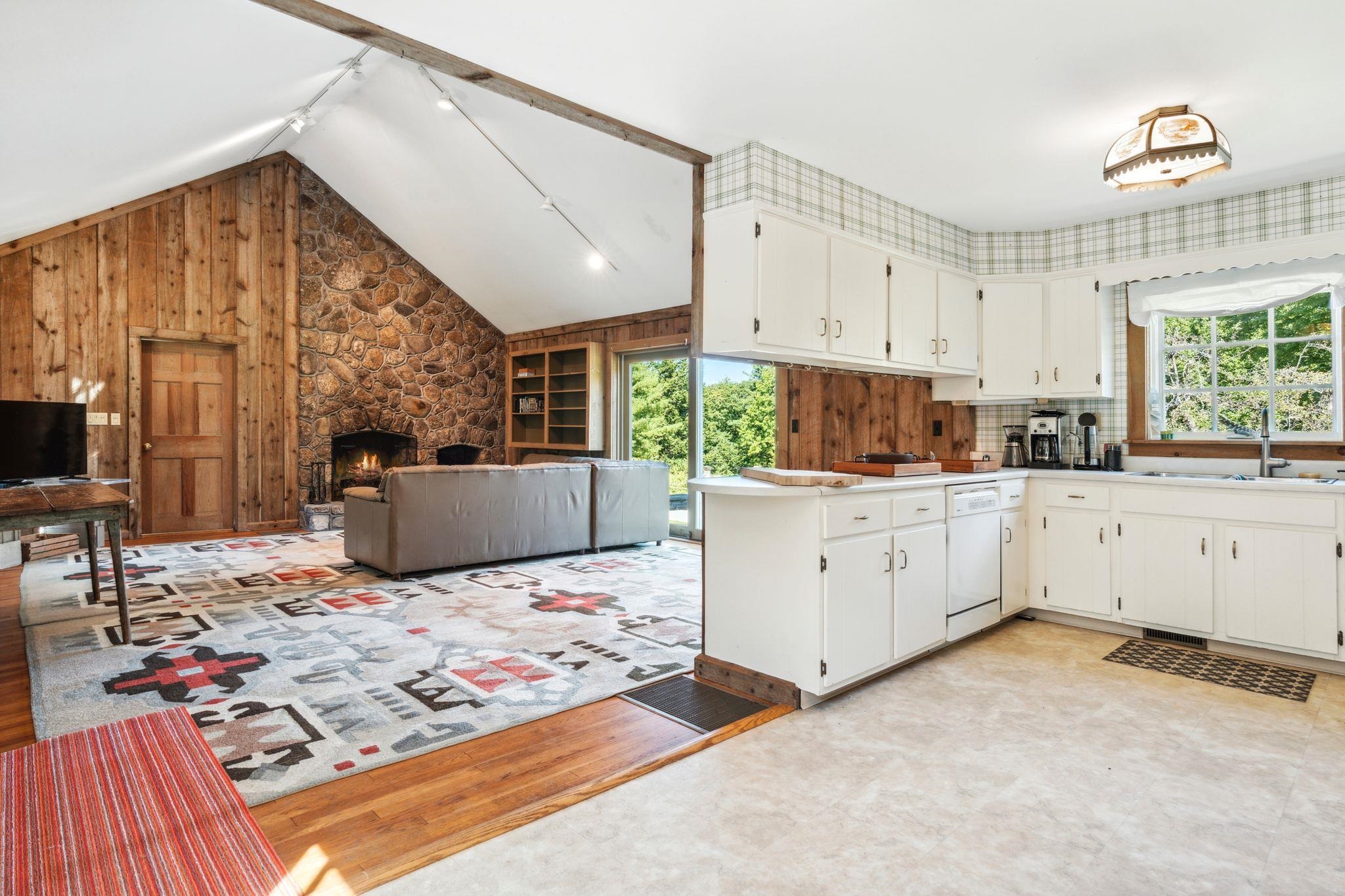 338 East Washington Road Bradford, NH 03221 - Photo 14 of 38