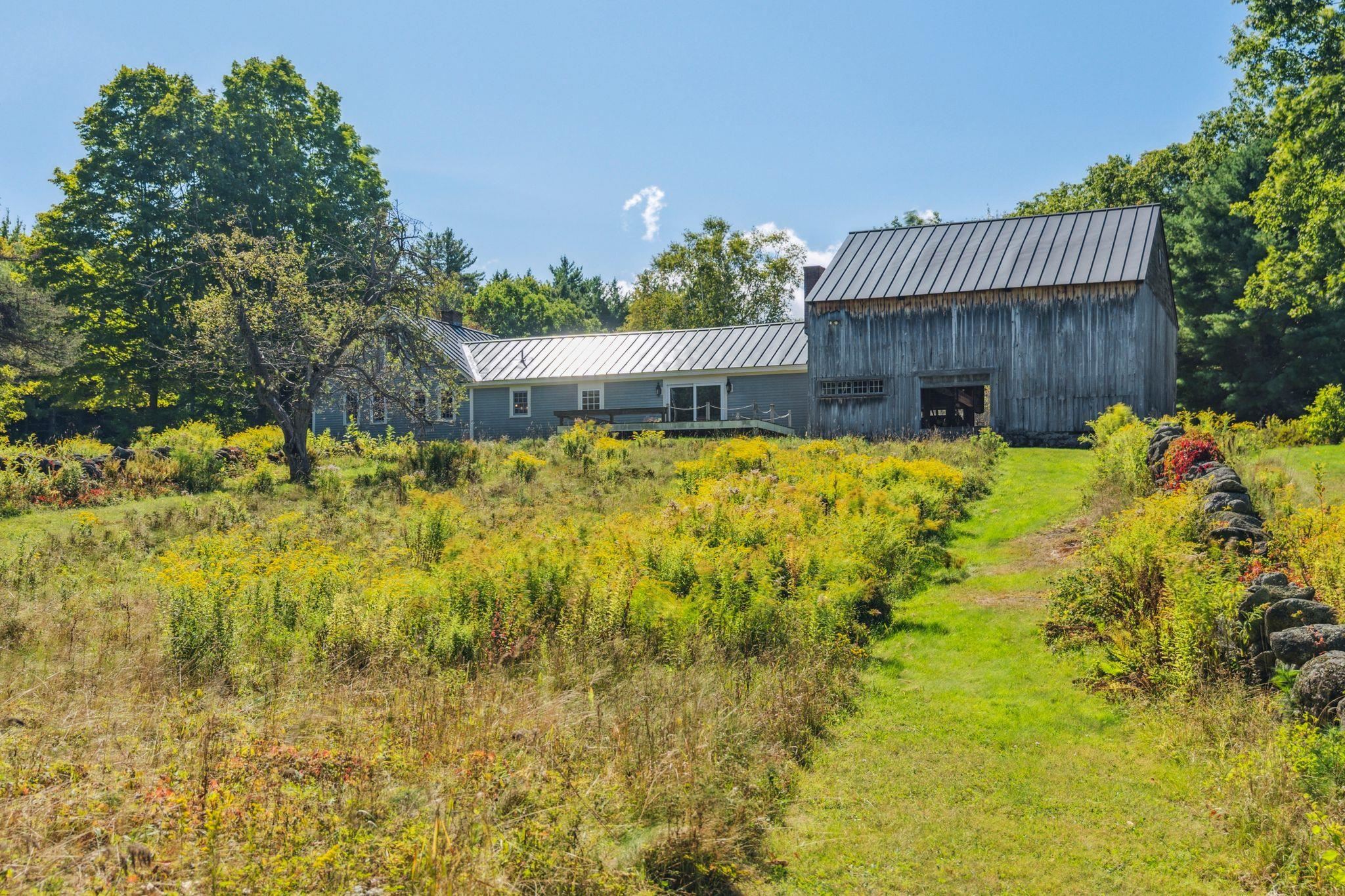 338 East Washington Road Bradford, NH 03221 - Photo 27 of 38