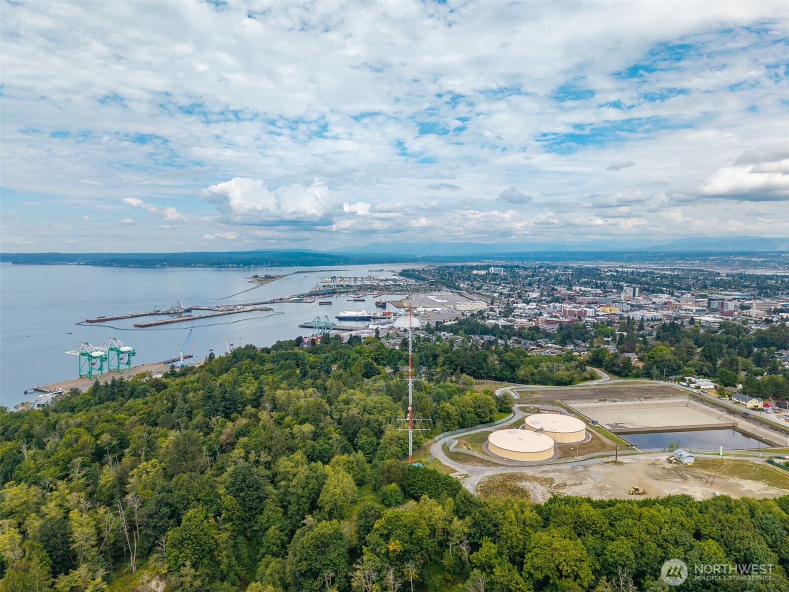 605 40th Place Everett, WA 98201 - Photo 38 of 39 an aerial view of a residential houses with outdoor space and trees