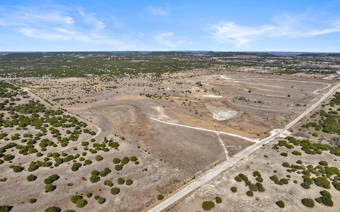 4847 County Road 3300 Kempner, TX 76539 - Photo 4 of 14 a view of an ocean beach