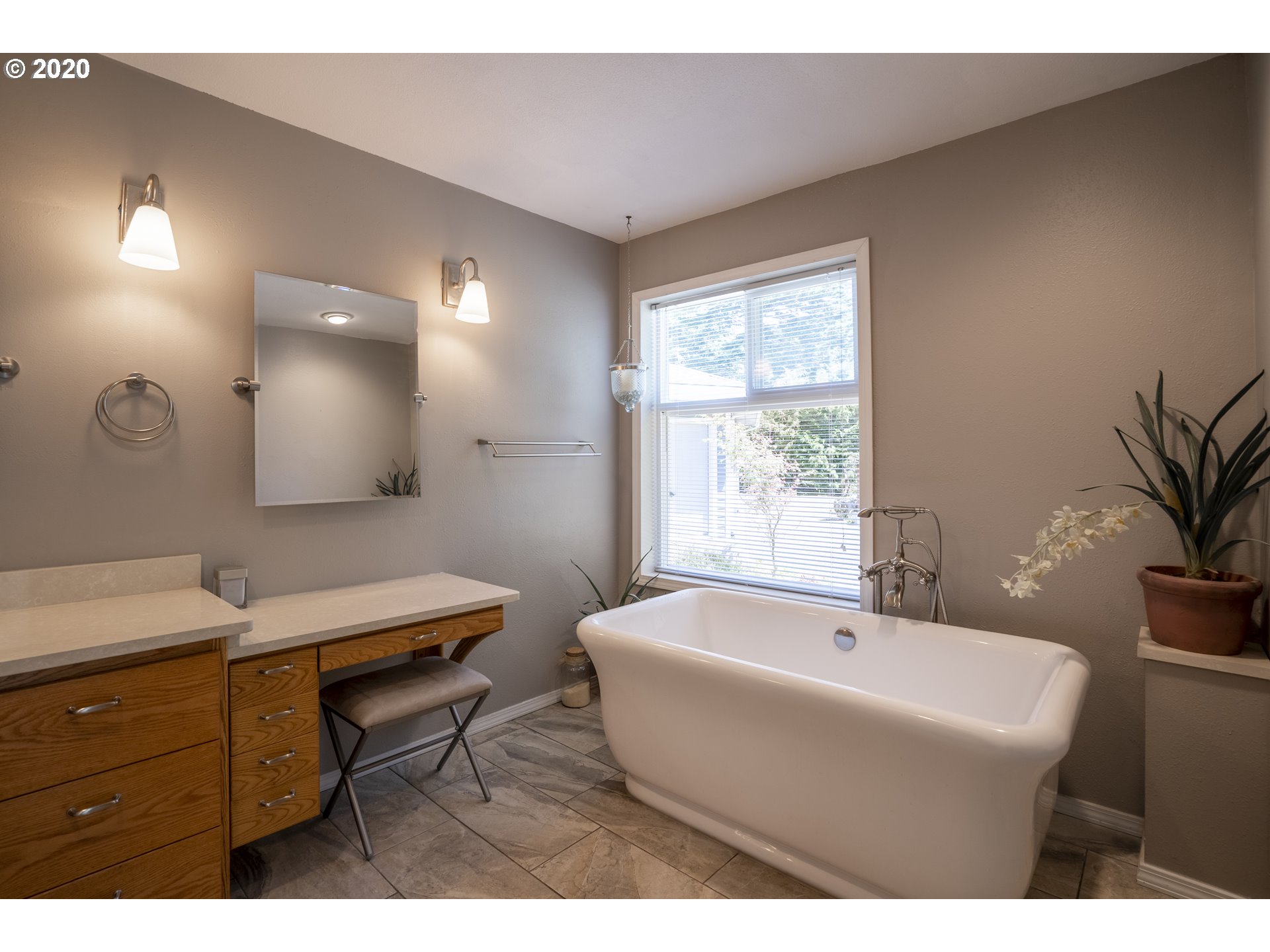 62743 Crown Point Road Coos Bay, OR 97420 - Photo 19 of 32