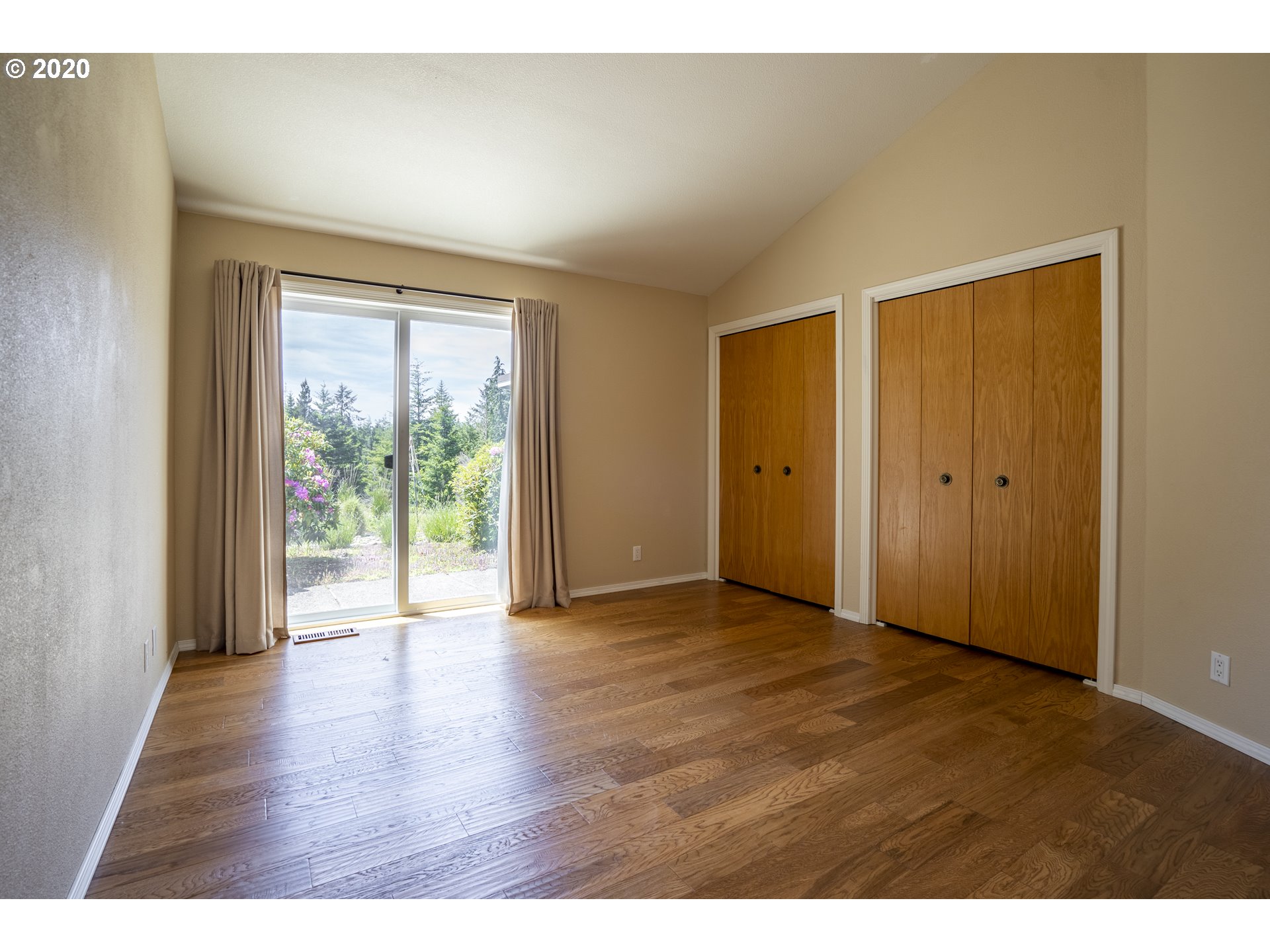 62743 Crown Point Road Coos Bay, OR 97420 - Photo 22 of 32