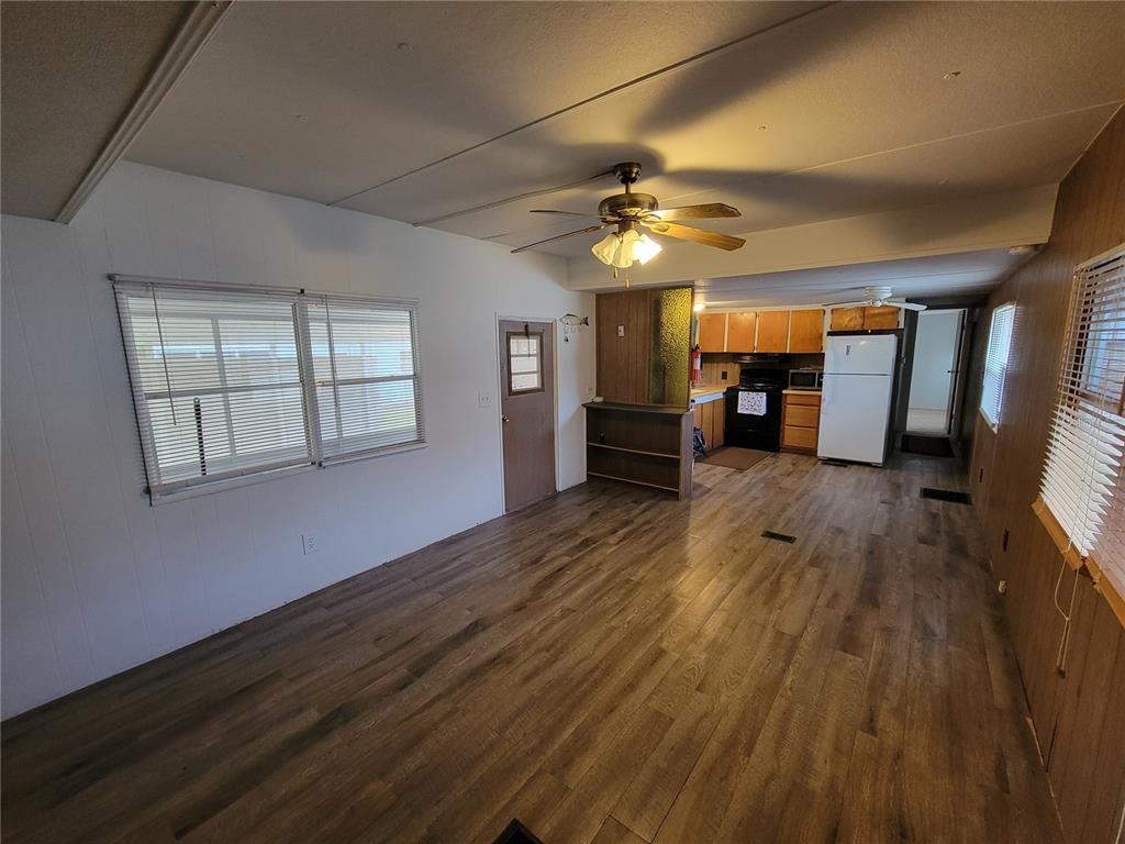 7513 Highpoint Boulevard Brooksville, FL 34613 - Photo 7 of 18