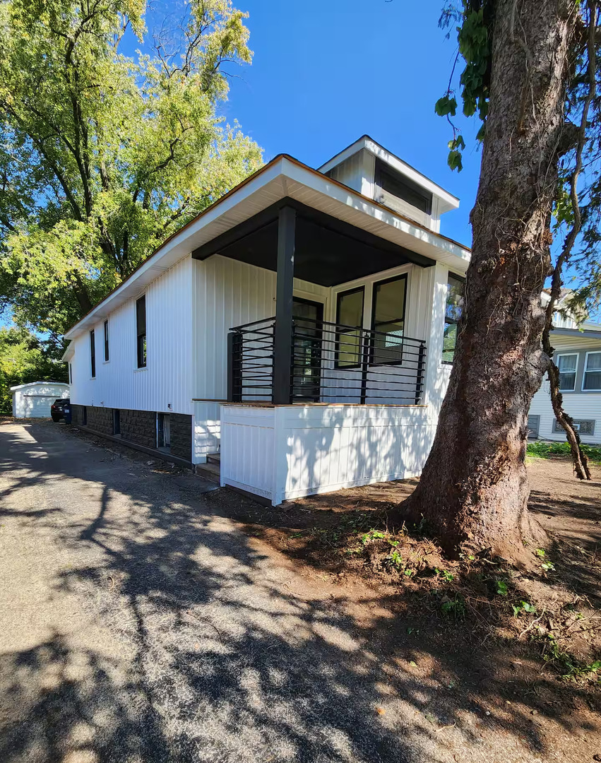 1624 Burr Oak Road Homewood, IL 60430 - Photo 2 of 15