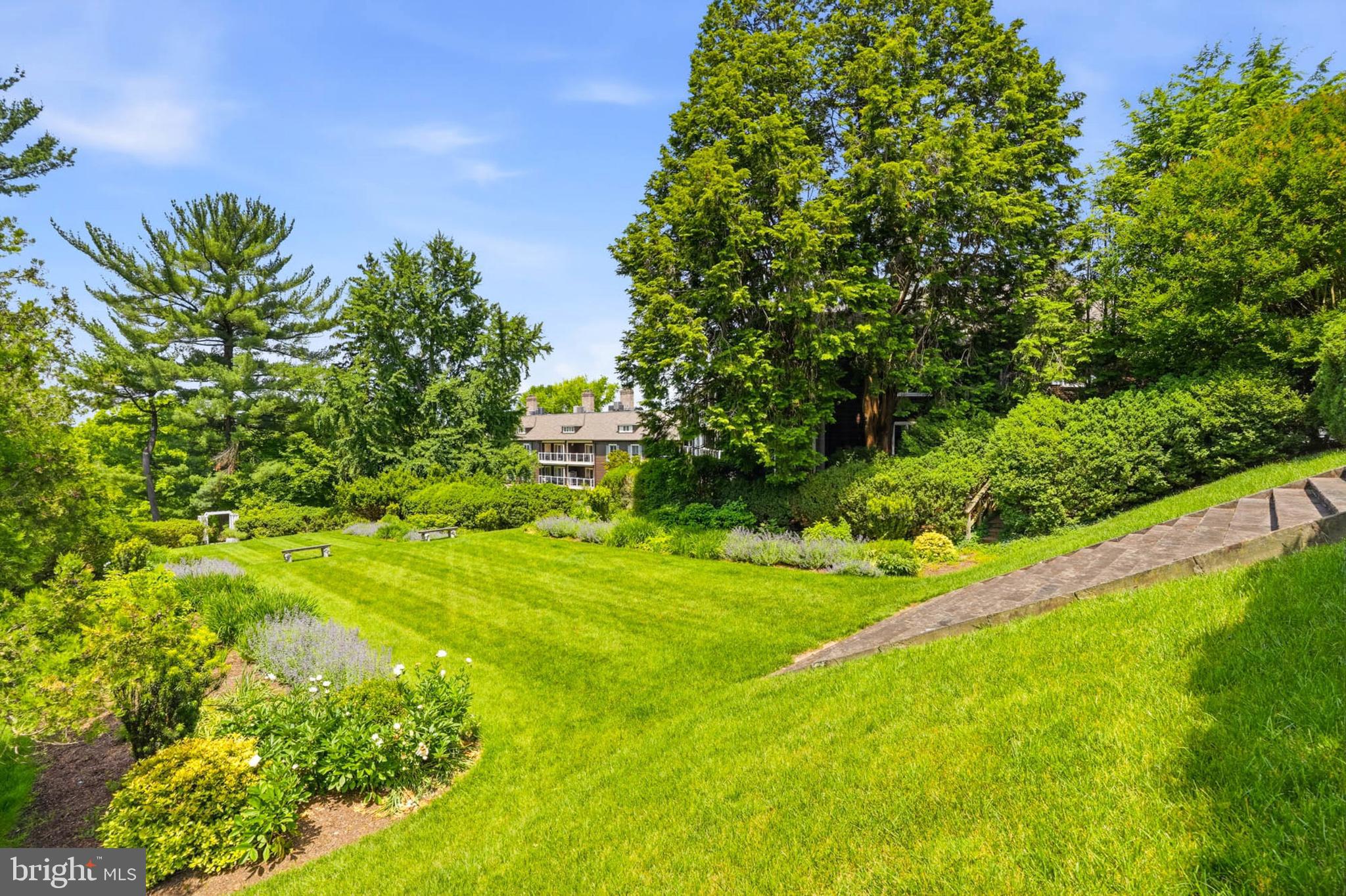 11 Devon Hill Road, Unit B8 Baltimore, MD 21210 - Photo 27 of 34 Beautifully Cultivated Landscapes