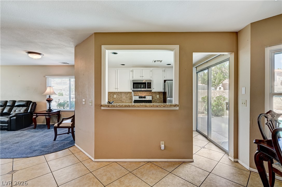 1484 Flintrock Road Henderson, NV 89014 - Photo 18 of 49