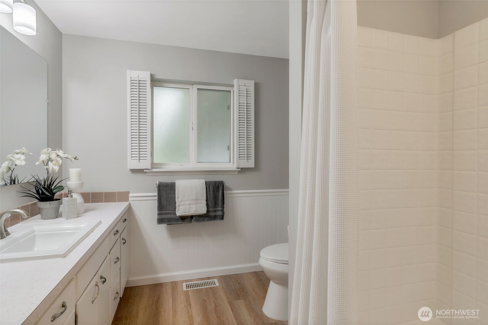 9605 216th Place Southwest Edmonds, WA 98020 - Photo 17 of 27