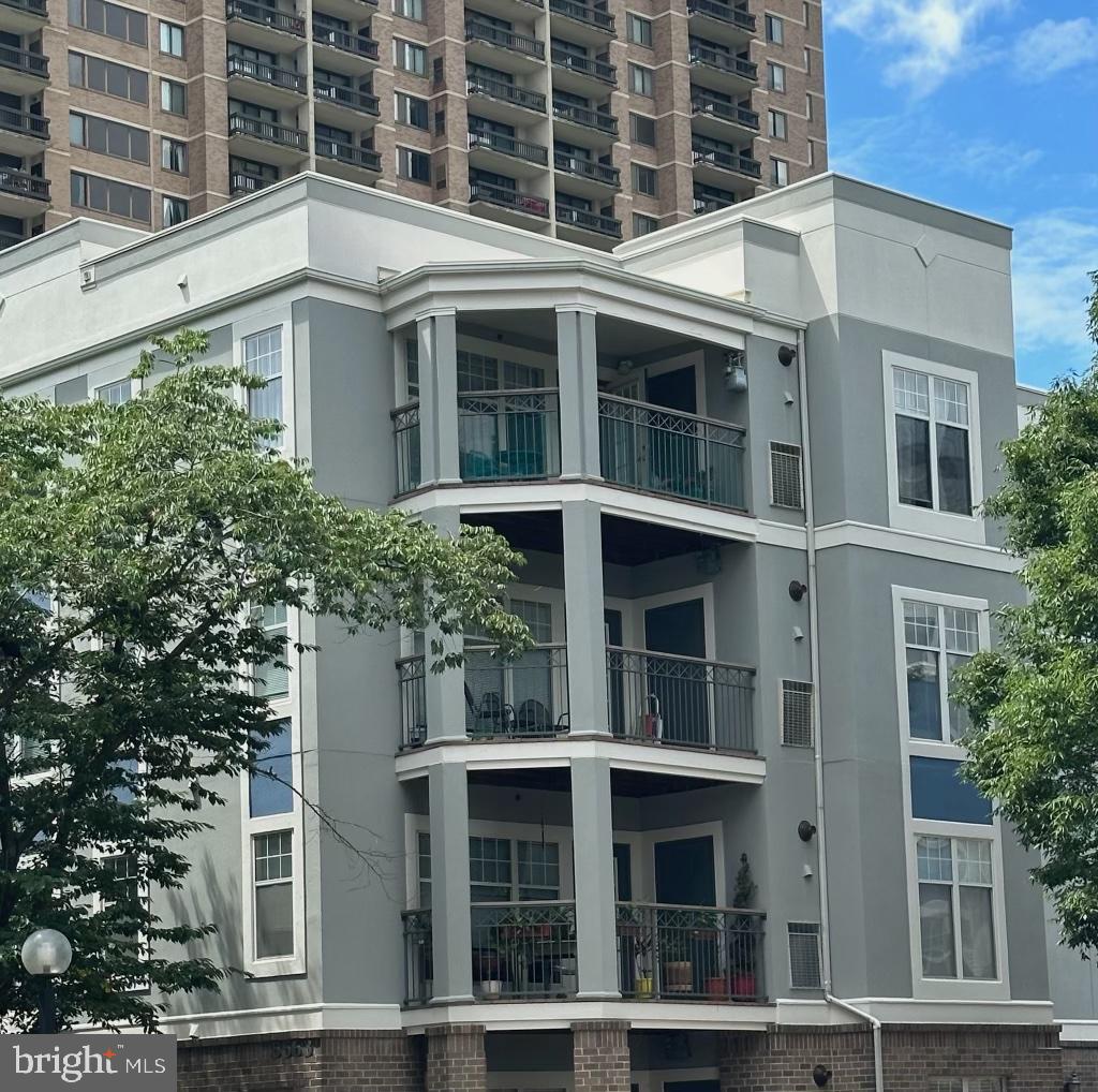 5563 Seminary Road, Unit 216 Falls Church, VA 22041 - Photo 2 of 44 Savoy Park Condominiums - Facade