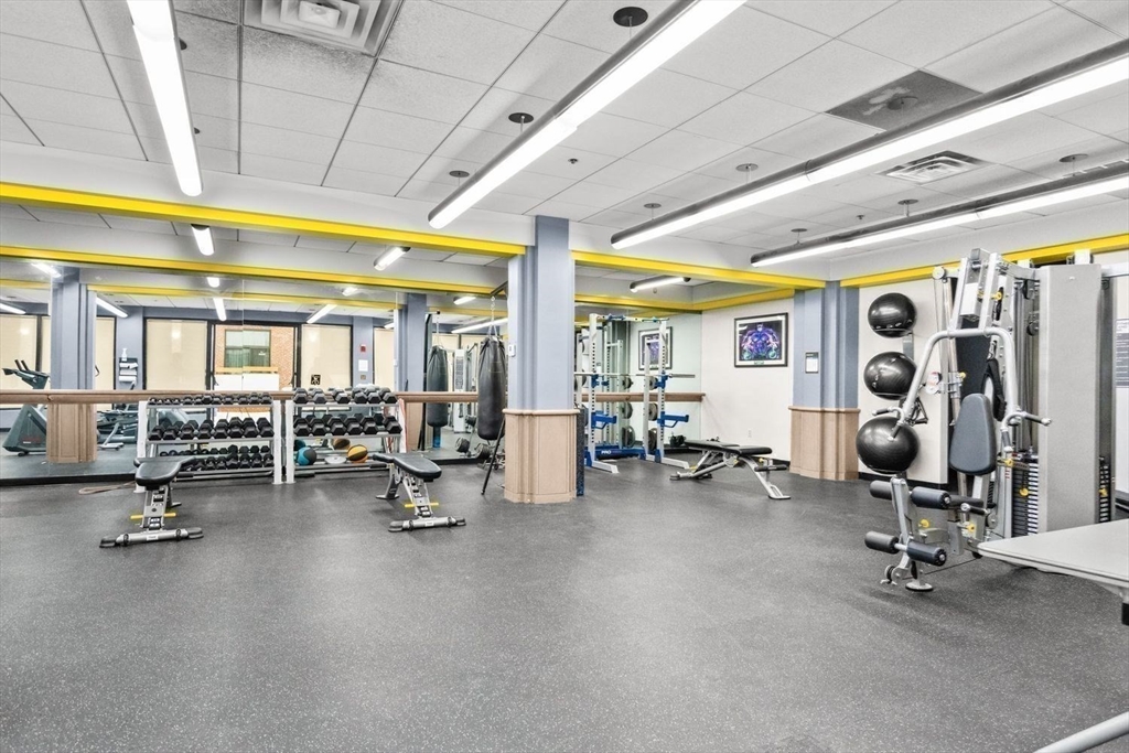 357 Commercial Street, Unit 720 Boston, MA 02109 - Photo 13 of 16