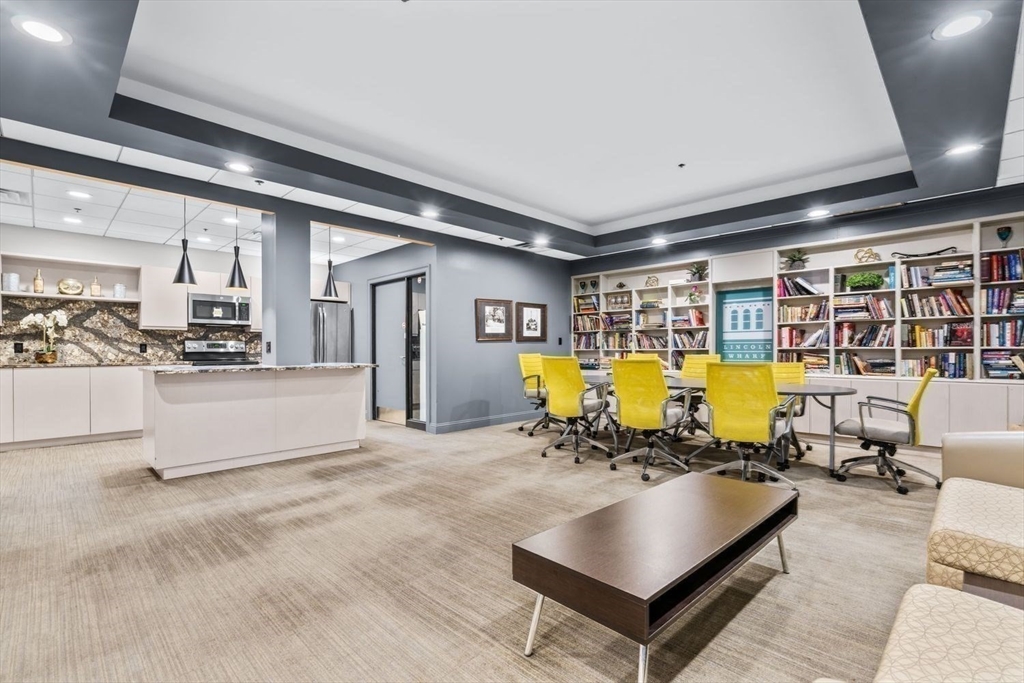 357 Commercial Street, Unit 720 Boston, MA 02109 - Photo 14 of 16