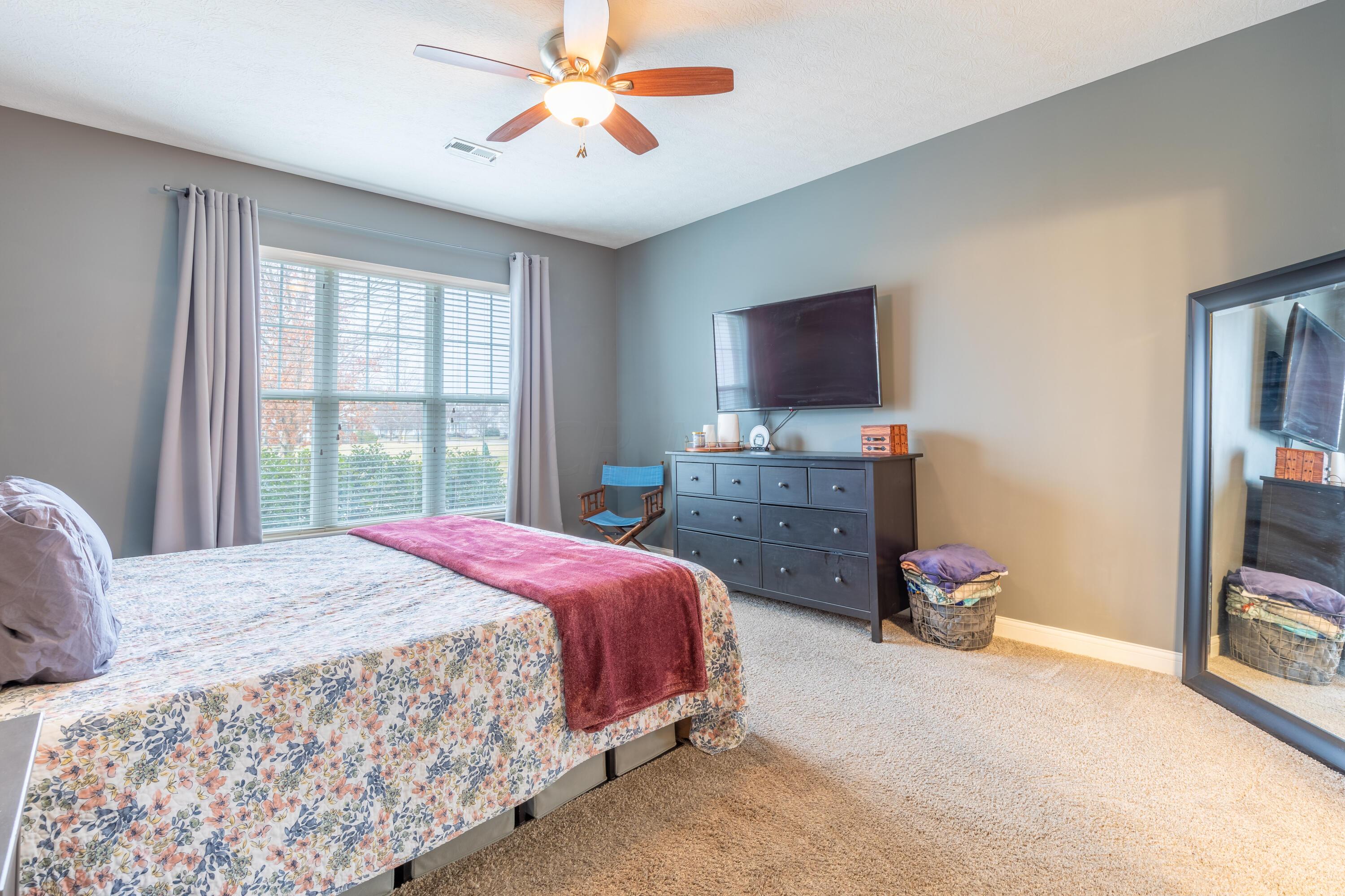 5829 Aderholt Road Dublin, OH 43016 - Photo 16 of 33 Owner's Bedroom