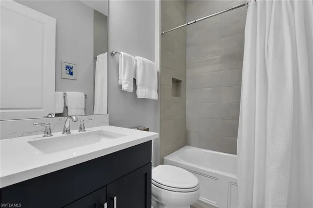 $8,000 | 7124 Saona Court, Naples, FL 34113