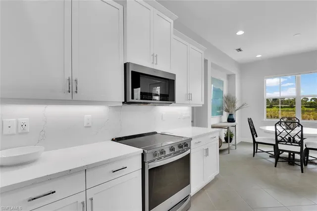 $8,000 | 7124 Saona Court, Naples, FL 34113