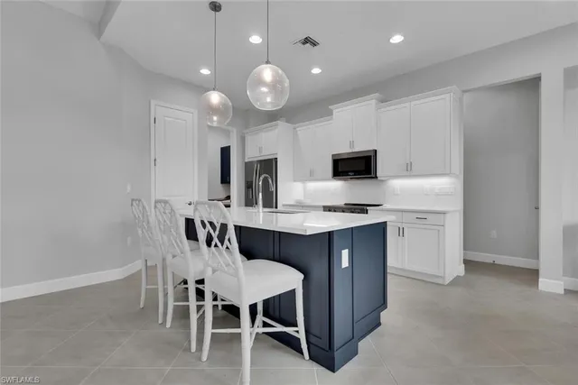 $8,000 | 7124 Saona Court, Naples, FL 34113