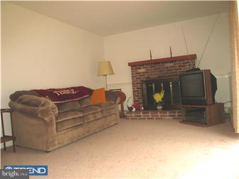 1340 Copeland School Road Downingtown, PA 19335 - Photo 8 of 12 Family Room